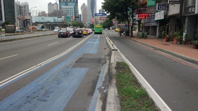 台灣大道優化公車專用道路平本月啟動 採國道等級鋪面材料