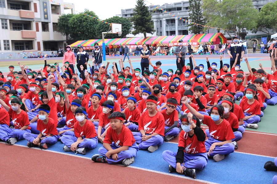 台中市沙鹿區文光國小60週年校慶運動會暨庠序樓重建落成啟用典禮--TSAI (36)