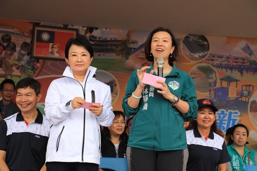 台中市沙鹿區文光國小60週年校慶運動會暨庠序樓重建落成啟用典禮--TSAI (37)