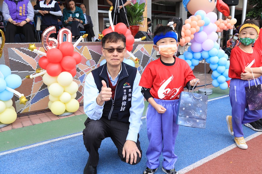 台中市沙鹿區文光國小60週年校慶運動會暨庠序樓重建落成啟用典禮--TSAI (48)