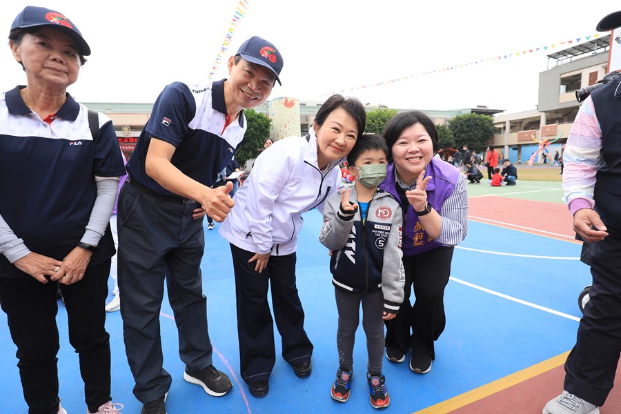 台中市沙鹿區文光國小60週年校慶運動會暨庠序樓重建落成啟用典禮--TSAI (105)