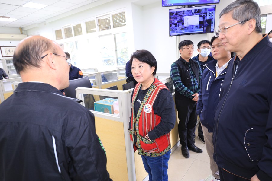盧市長慰勞和平分局--TSAI (12)