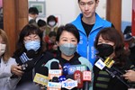 市長年前關懷慰問街友---TSAI (3)