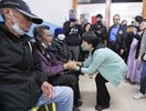 市長年前關懷慰問街友---TSAI (6)