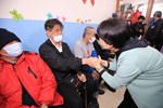 市長年前關懷慰問街友---TSAI (9)