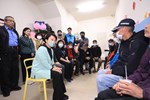 市長年前關懷慰問街友---TSAI (11)