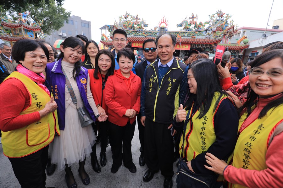 盧市長到烏日區永興宮發紅包--TSAI (80)