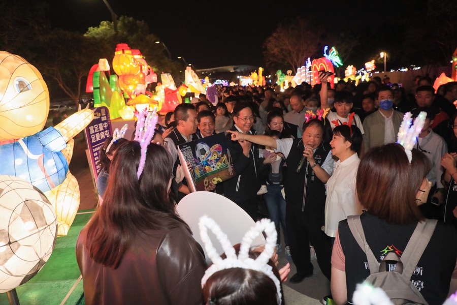 市長陪同台北市政府參觀2024中台灣元宵燈會 (98)