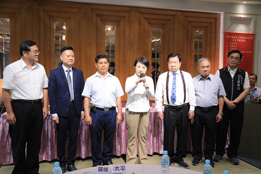 盧市長頒發台中市農會第19屆理事長當選證書--TSAI (2)