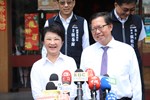 盧市長與鄭文燦副院長品嚐台中酸菜白肉鍋--TSAI (37)