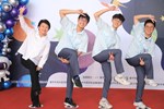 台中市高級中等以下學校112學年度畢業生市長獎合影(高中組)--TSAI (1)