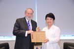 美國阿肯色州哈克比(Mike Huckabee)前州長一行拜會盧市長--TSAI (1)