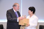 美國阿肯色州哈克比(Mike Huckabee)前州長一行拜會市府--TSAI (38)