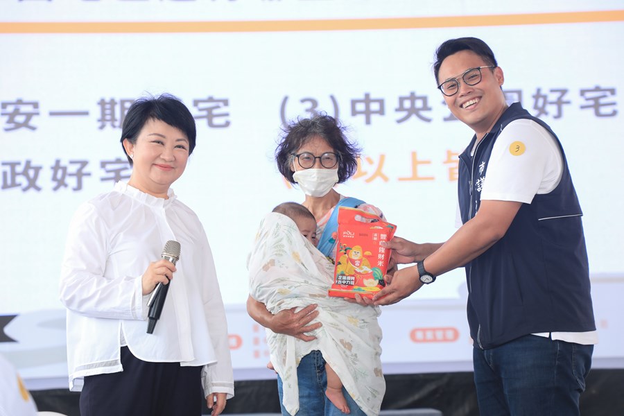 「西屯國安二期、三期好宅統包工程」動土典禮 (45)
