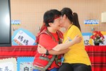 市長個別與白冷國小全校師生單獨合影 (80)