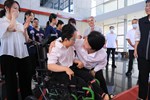 台中市高級中等以下學校112學年度畢業生市長獎合影--TSAI (10)
