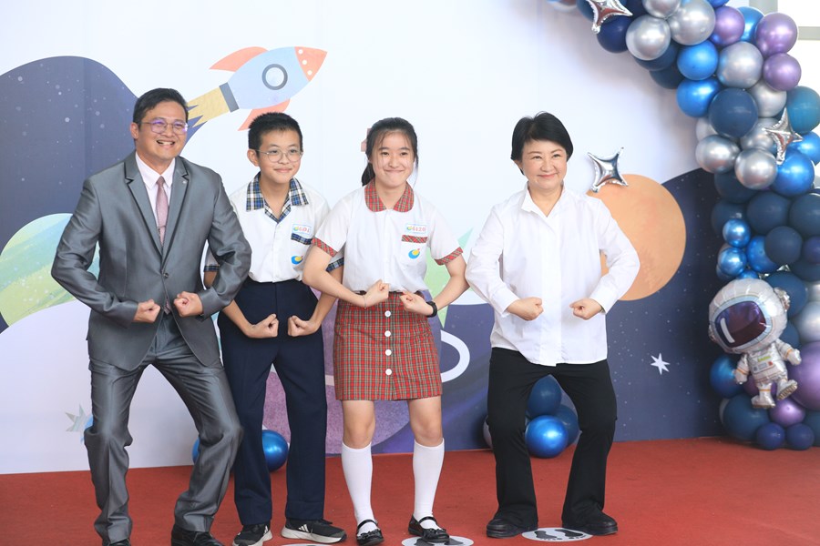 台中市高級中等以下學校112學年度畢業生市長獎合影--TSAI (46)