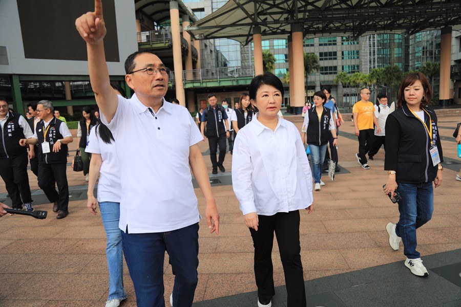 新北市與台中市府城市交流-府中雙城市民廣場--TSAI (6)
