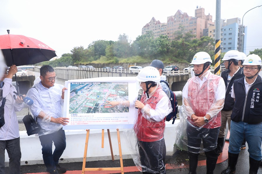 凱米颱風來襲 市長視察海線重大水利防洪工程 (南山截水溝) (19)