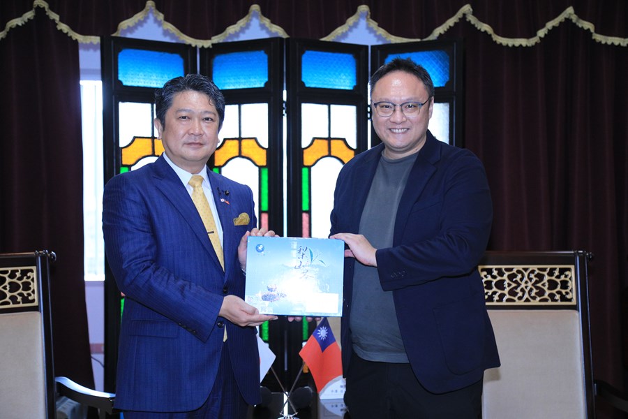 日本石川縣金澤市村山卓市長及市議會喜多浩一議長一行蒞府拜會---TSAI (1)