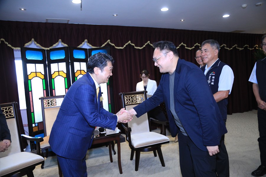 日本石川縣金澤市村山卓市長及市議會喜多浩一議長一行蒞府拜會---TSAI (45)
