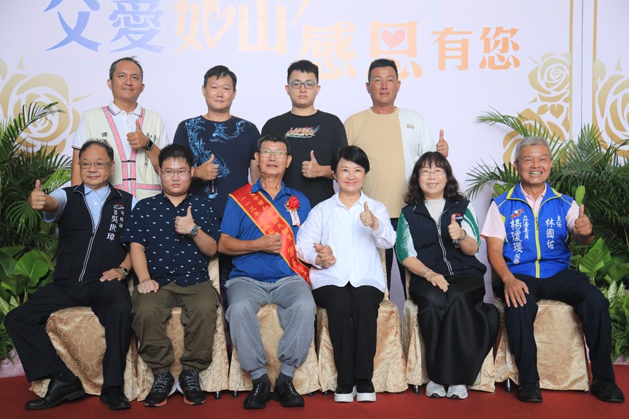 --台中市113年度模範父親與市長有約合照活動-TSAI (60)
