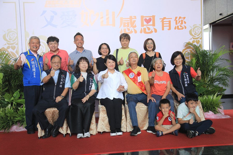 --台中市113年度模範父親與市長有約合照活動-TSAI (70)