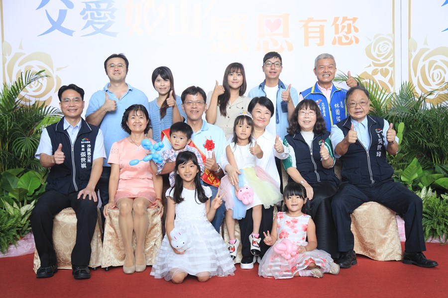 --台中市113年度模範父親與市長有約合照活動-TSAI (93)