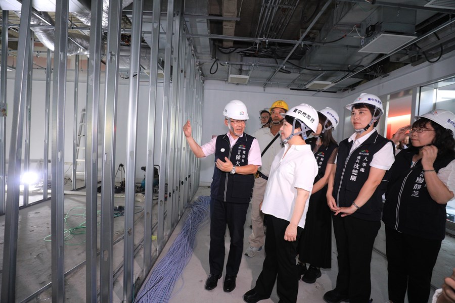 盧市長視察台中市政府附設員工子女托嬰中心裝修工程施工進度--TSAI (47)