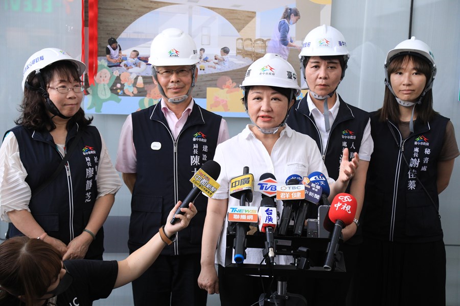盧市長視察台中市政府附設員工子女托嬰中心裝修工程施工進度--TSAI (67)