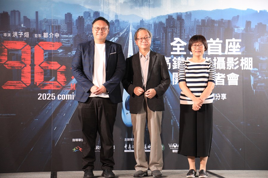 全台首座高鐵車廂攝影棚開幕記者會--TSAI (50)