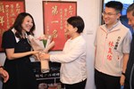 十大火鍋、燒烤店家首獎貼榜--盧市長到沙鹿乳牛牧場貼紅榜--TSAI (42)