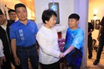 十大火鍋、燒烤店家首獎貼榜--盧市長到沙鹿乳牛牧場貼紅榜--TSAI (71)