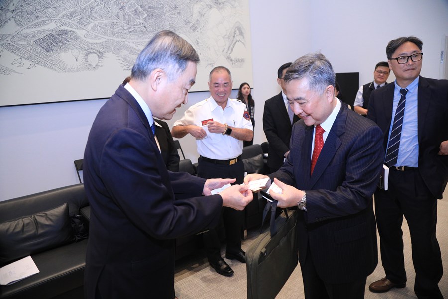 駐台北韓國代表部李殷鎬代表一行拜會市府---TSAI (8)
