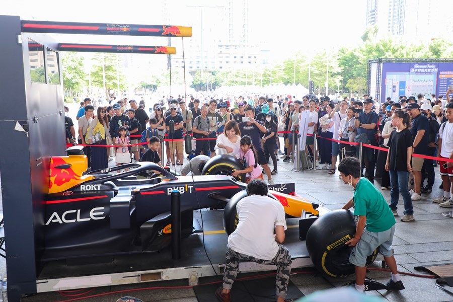 Showrun Party台中府前廣場同歡派對 (3)