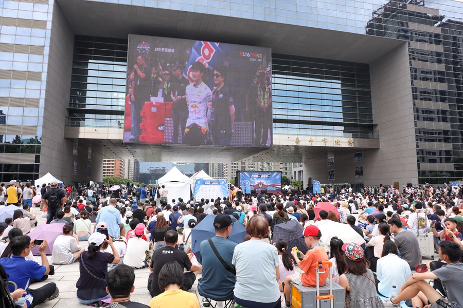Showrun Party台中府前廣場同歡派對 (70)