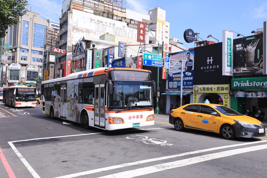 盧市長視察公車大執法(台灣大道與建國路口)--TSAI (17)