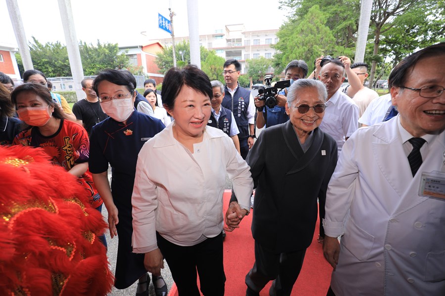 台中市仁愛園區暨仁愛綜合長照機構揭牌儀式典禮--TSAI (18)