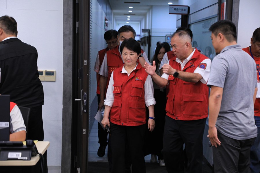 盧市長主持山陀兒颱風一級開設工作會報--TSAI (3)