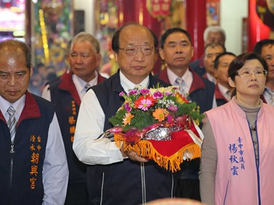 胡市長參加「清水朝興宮」重建30週年紀念---恭迎大甲媽祖遶境回鑾駐駕舉辦聖母之光、媽祖之夜全民祈福晚會