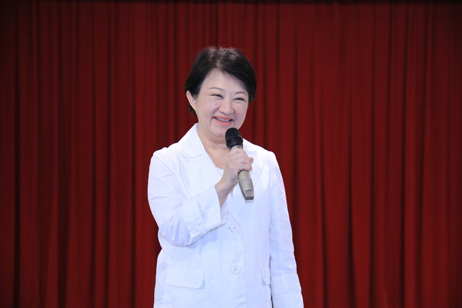 世界華人工商婦女企管協會北美洲各分會陳玲華副總會長一行拜會市府---TSAI (30)