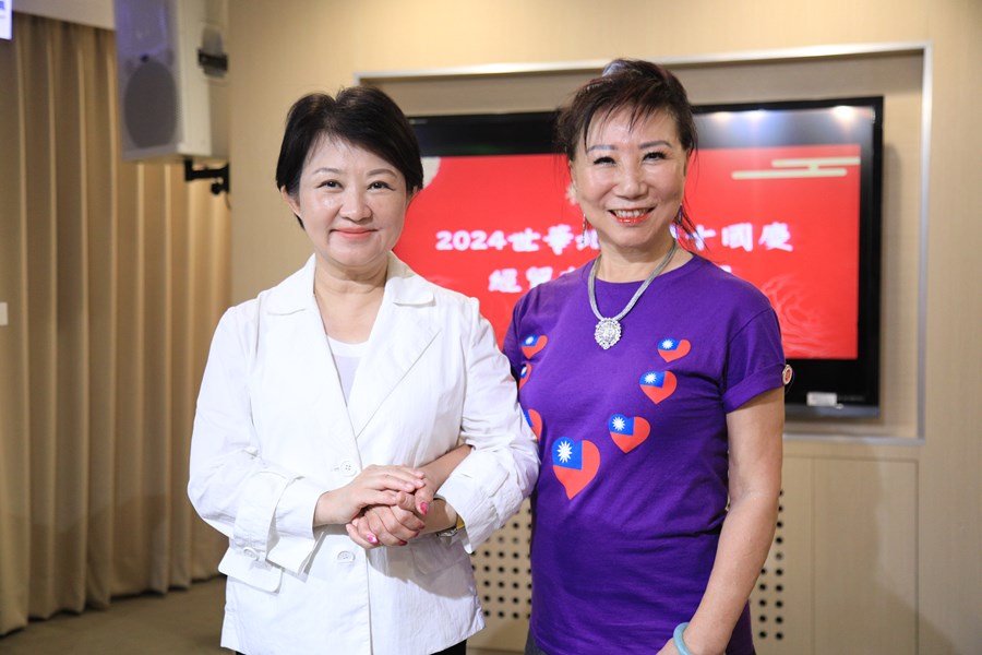 世界華人工商婦女企管協會北美洲各分會陳玲華副總會長一行拜會市府---TSAI (87)