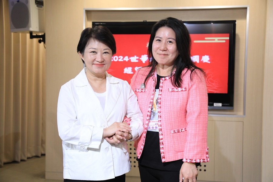 世界華人工商婦女企管協會北美洲各分會陳玲華副總會長一行拜會市府---TSAI (104)