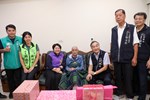 致贈百歲人瑞沙鹿區陳遠通爺爺重陽禮金 (4)