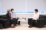 瑞士商務辦事處陶方婭處長(Director Mrs. Claudia Fontana Tobiassen)蒞府拜會 (9)