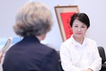 瑞士商務辦事處陶方婭處長(Director Mrs. Claudia Fontana Tobiassen)蒞府拜會 (10)