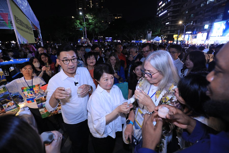  2024台中爵士音樂節開幕式暨參觀國際友誼專區攤位--TSAI (37)