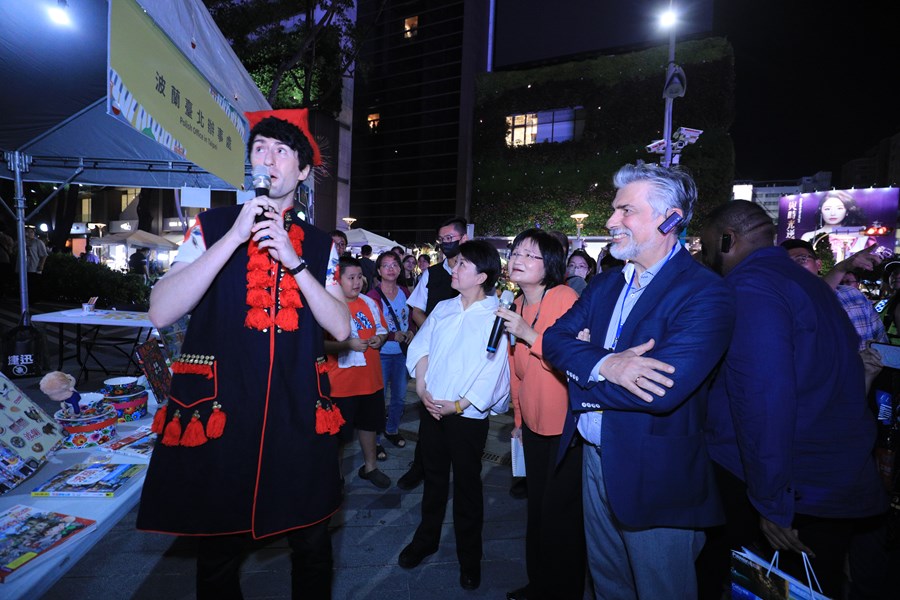  2024台中爵士音樂節開幕式暨參觀國際友誼專區攤位--TSAI (40)