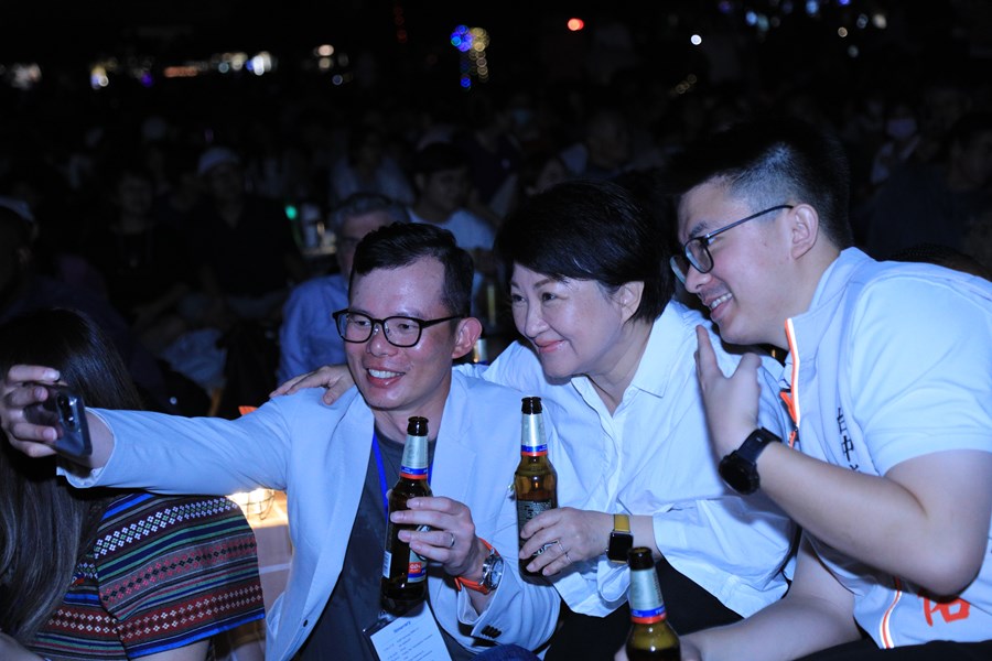  2024台中爵士音樂節開幕式暨參觀國際友誼專區攤位--TSAI (114)