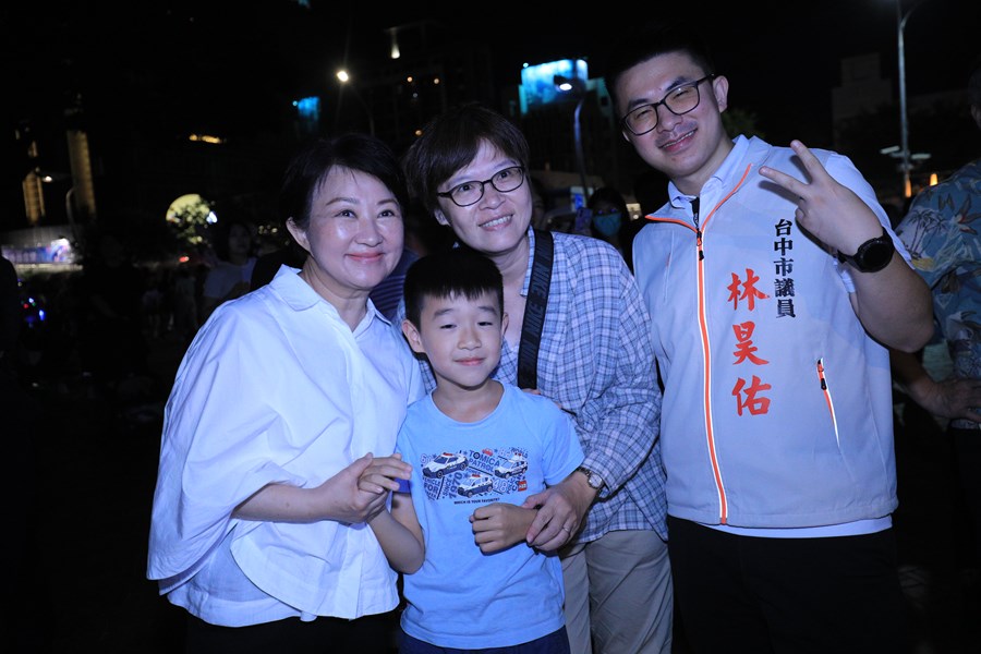  2024台中爵士音樂節開幕式暨參觀國際友誼專區攤位--TSAI (142)